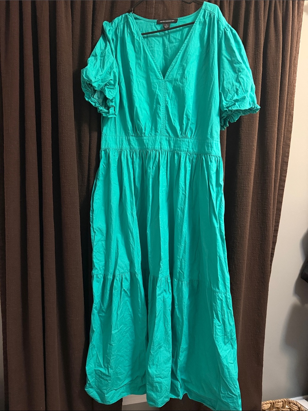Kelly Green V-Neck Puff Sleeve Maxi Dress